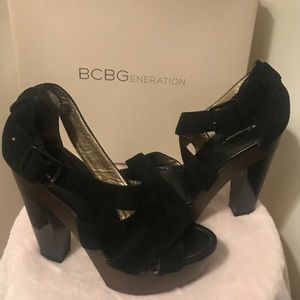BCBG Strappy Stacked Heel Shoes !!